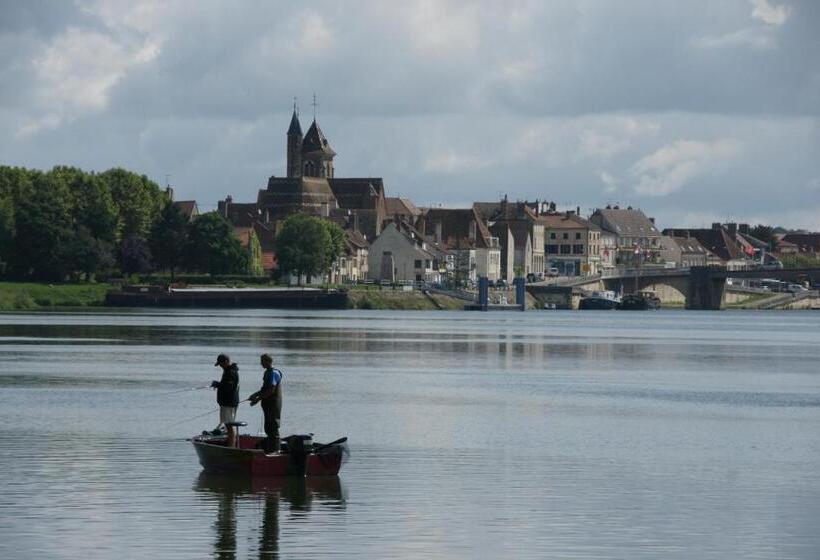 مبيت وإفطار La Grange De Félicie