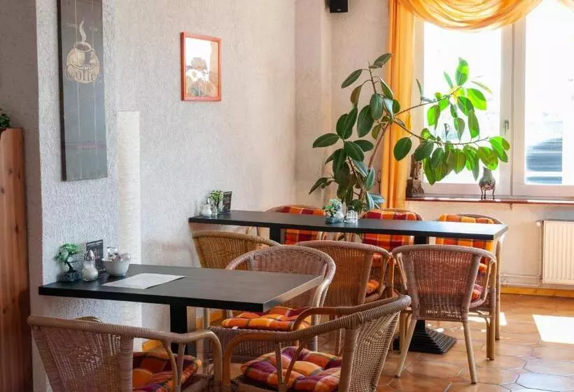 Aamiaismajoitus (B&B) Landhaus Nauenburg