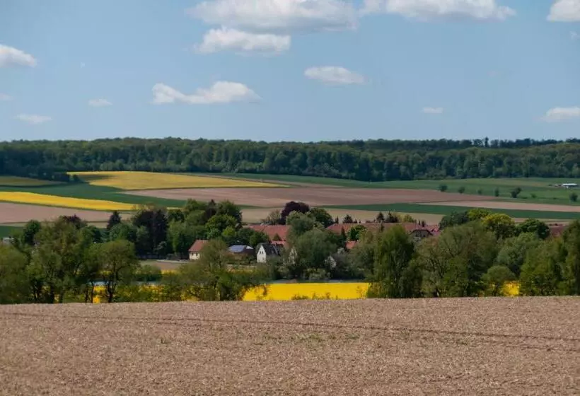 Aamiaismajoitus (B&B) Landhaus Nauenburg