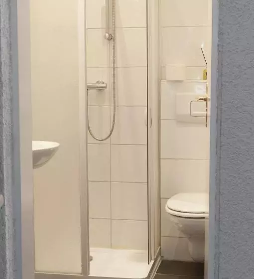 Aamiaismajoitus (B&B) Landhaus Nauenburg