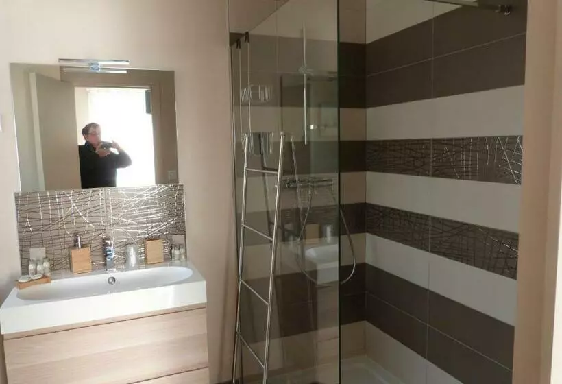 Aamiaismajoitus (B&B) Le Clos De L Abré