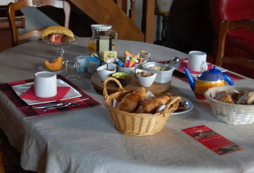 Aamiaismajoitus (B&B) Le Pont St Michel