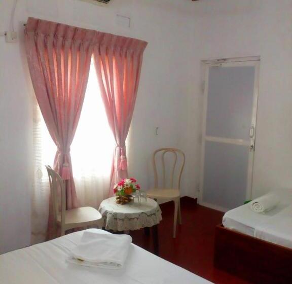 민박 Midland Hotel Rooms Kanampella