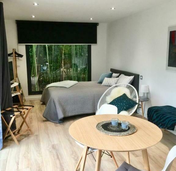 住宿加早餐 Un Petit Nid Dans La Verdure