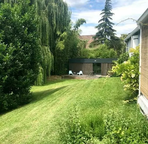 Aamiaismajoitus (B&B) Un Petit Nid Dans La Verdure