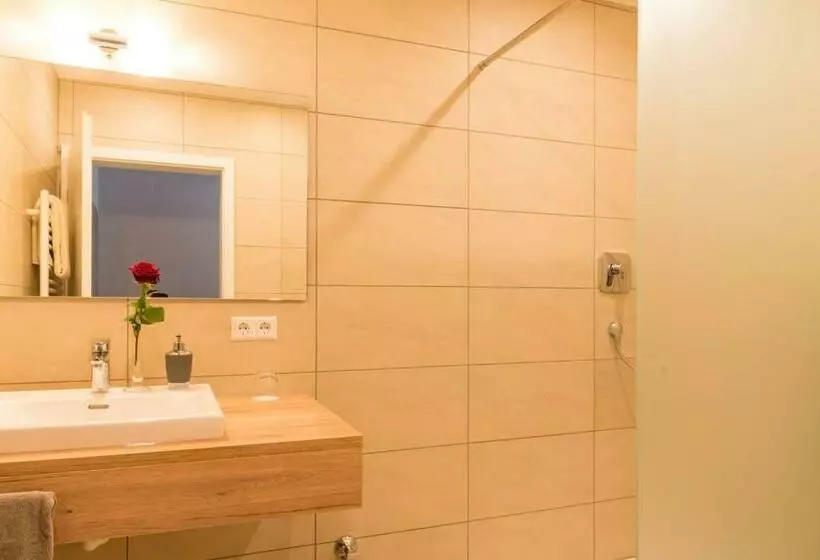 Hotelli Brauerei Gasthof Reichsadler