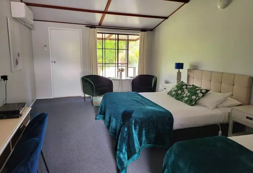 モーテル Dartmouth Motor Inn