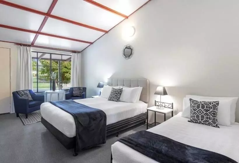 モーテル Dartmouth Motor Inn