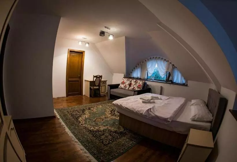 Majatalo Casa Strabunicului