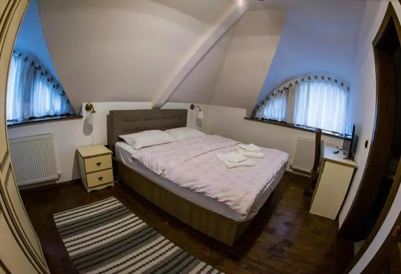 Majatalo Casa Strabunicului