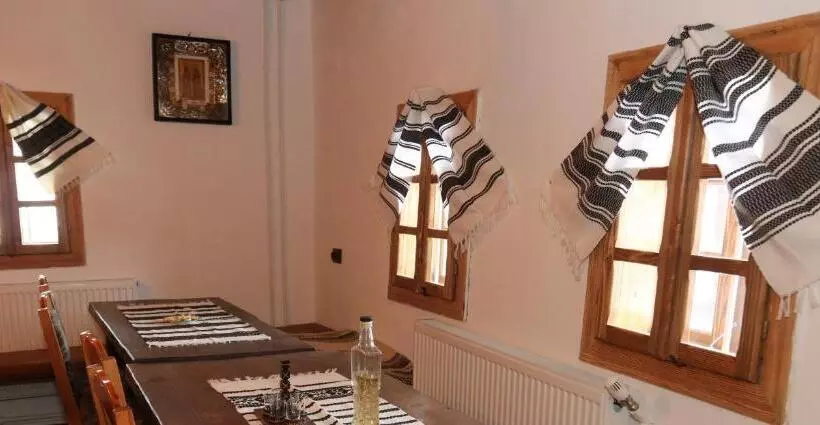 Majatalo Casa Strabunicului