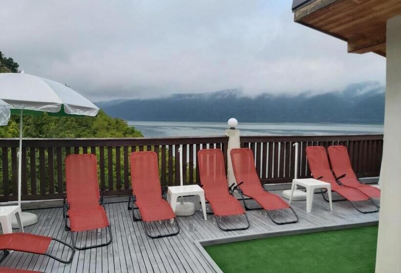 Пансион Conacul Sarbesc