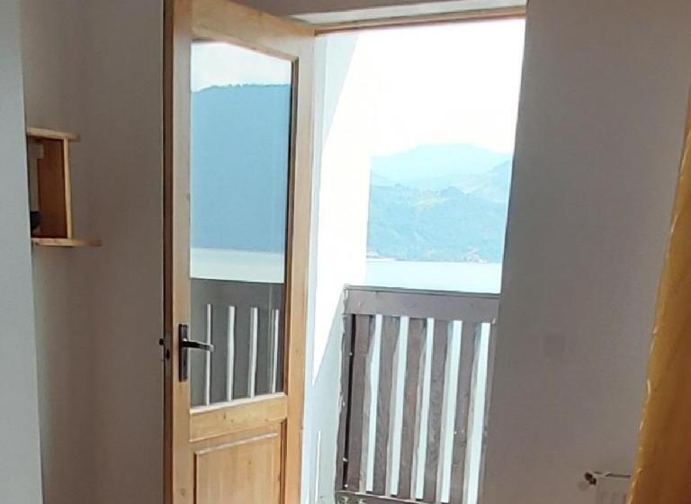 Пансион Conacul Sarbesc