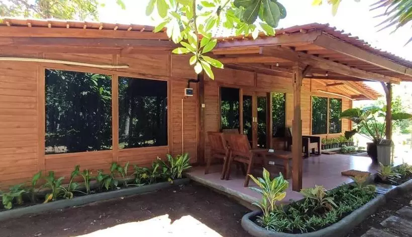 ペンション Jembrana Bali Homestay