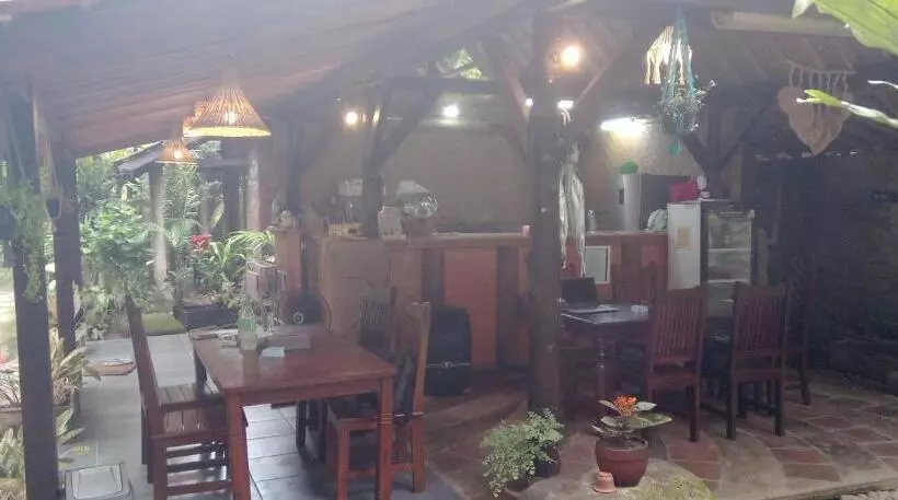 ペンション Jembrana Bali Homestay