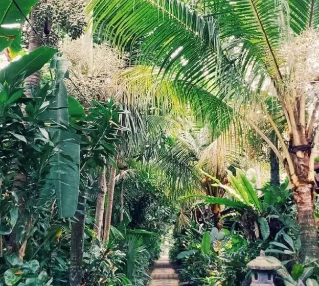 ペンション Jembrana Bali Homestay