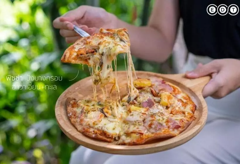 Majatalo Kongkarn Resort And Farmstay