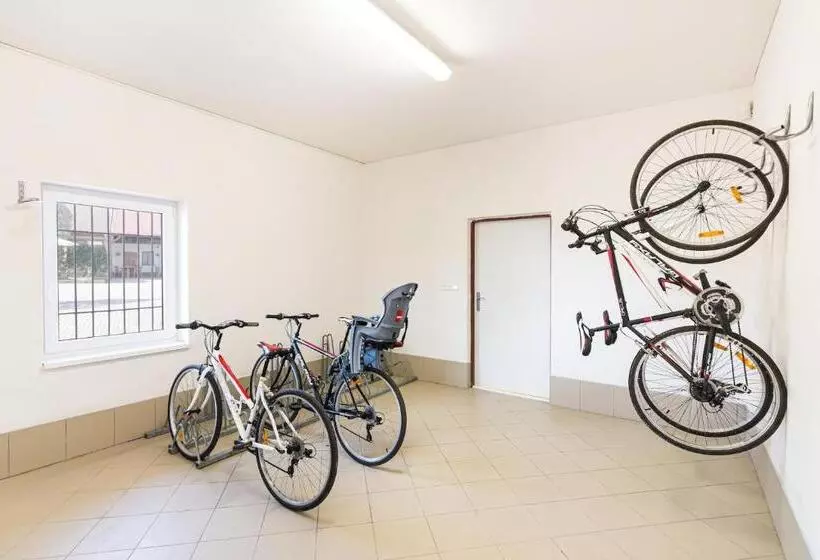 ペンション Penzion Kovács