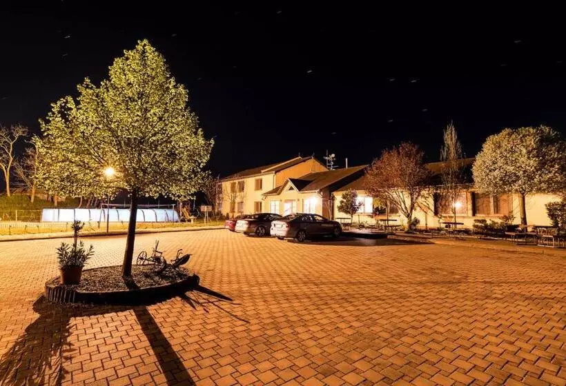 ペンション Penzion Kovács