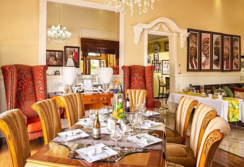 Majatalo Selamod Village Guest House