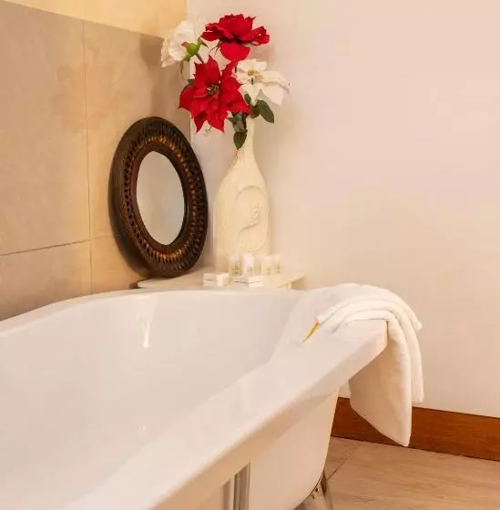 Majatalo Selamod Village Guest House