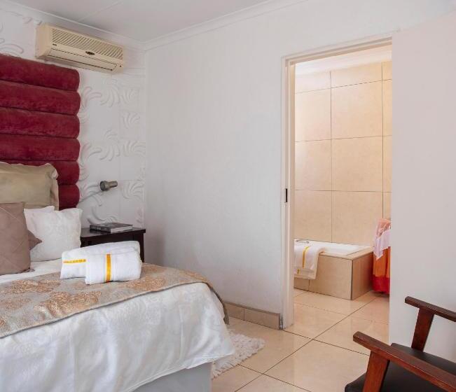 펜션 Selamod Village Guest House