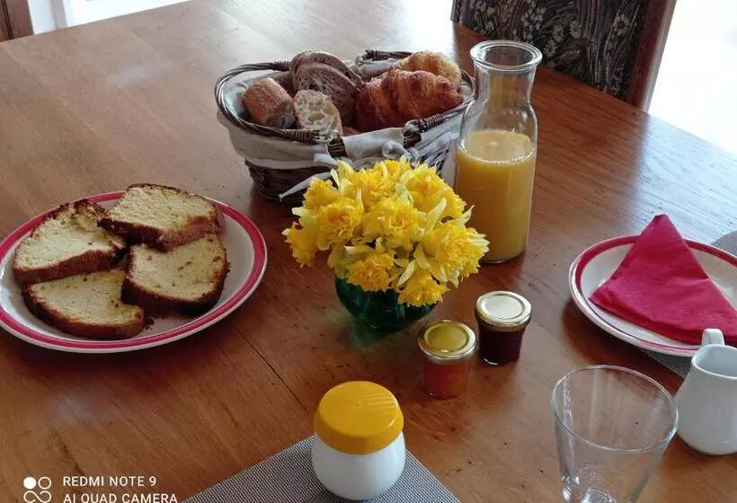 ベッドアンドブレックファースト Chambre Sixties