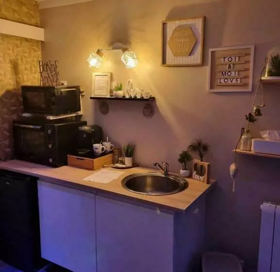 Aamiaismajoitus (B&B) Chambres D Hôtes Avec Jacuzzi Privatif