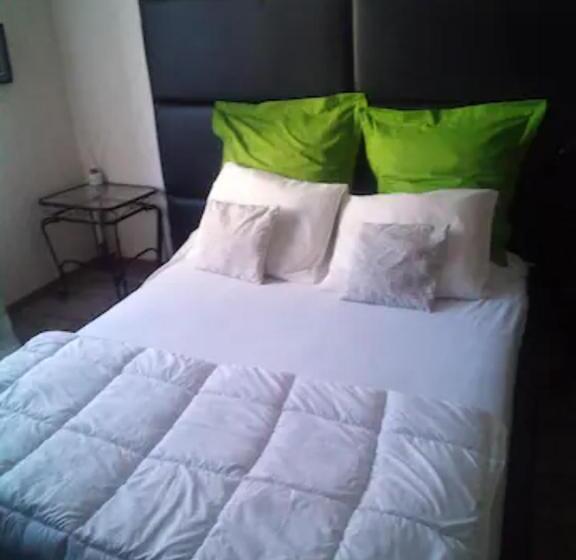 Bed and Breakfast # Prix Travellers Awards 2023 Et 2024 Lac Leman Velos Viarhôna Geneve Annecy