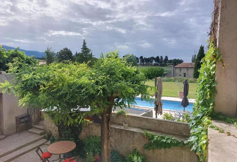 مبيت وإفطار Le Mas De Marie