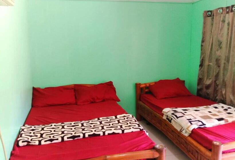 בית מלון כפרי Airusxander Front Beach Resort