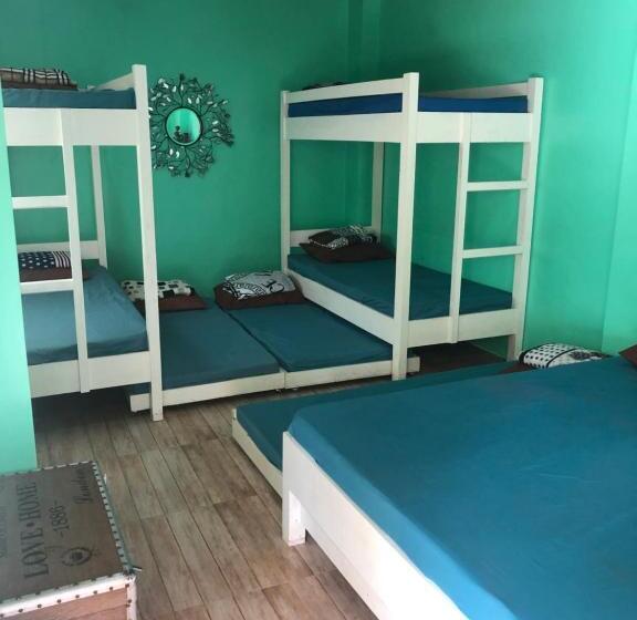 בית מלון כפרי Airusxander Front Beach Resort