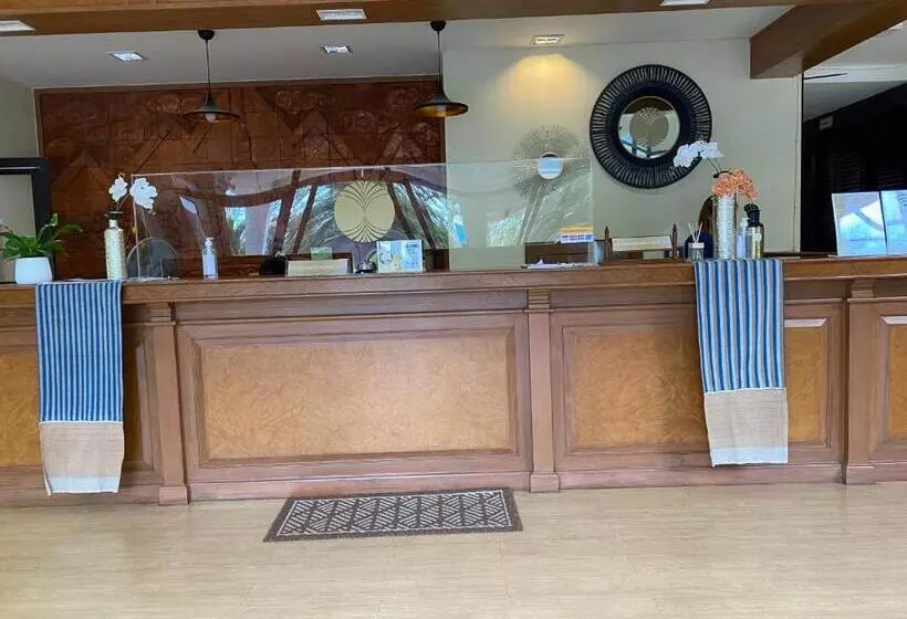 ホテル Phuphanplace