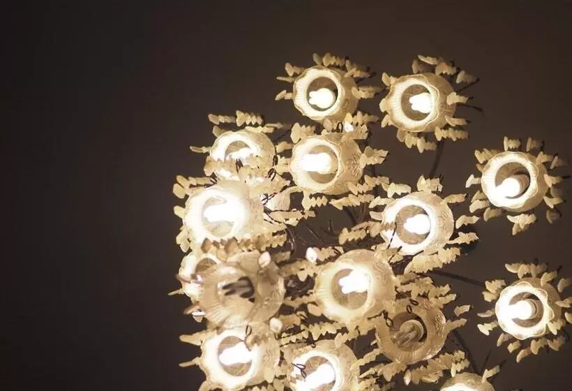 ホテル Phuphanplace