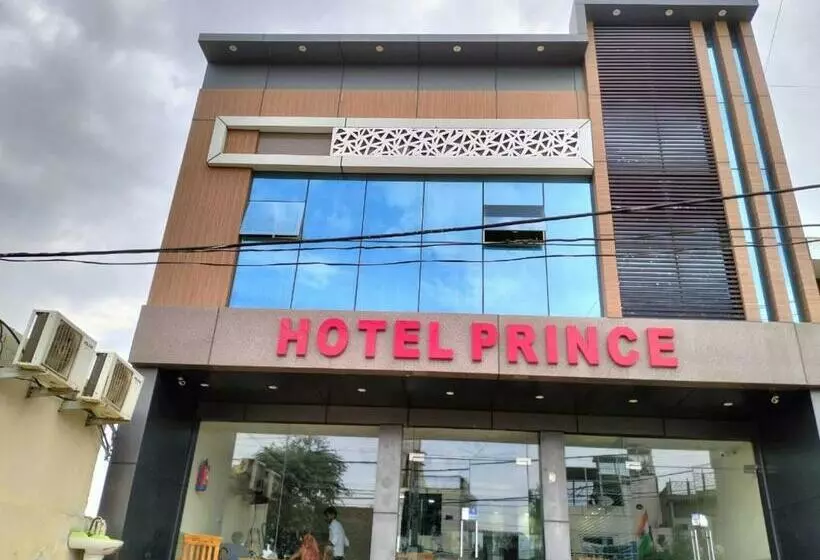 ホテル Prince By Wb Inn