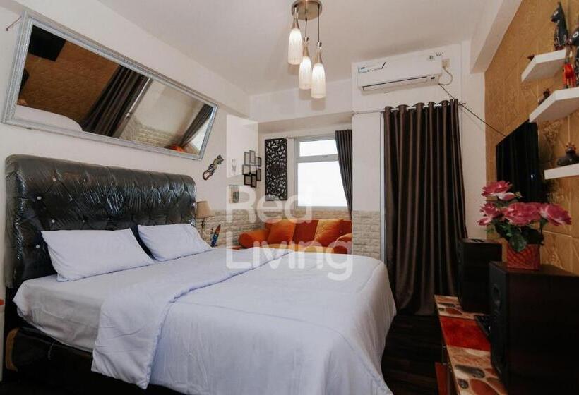 Hotel Redliving Apartemen Gunung Putri Square  Sansan Room Tower Pinus