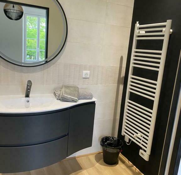 פנסיון Logis Poussard