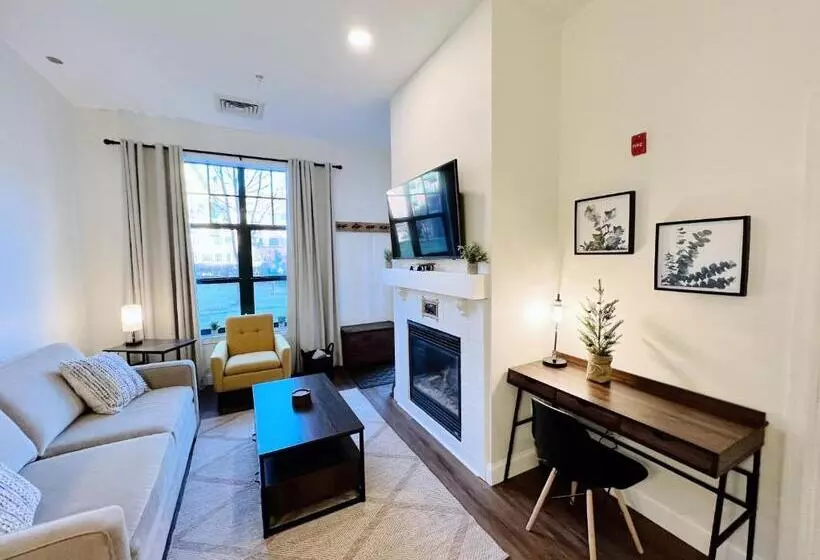 Mountain Creek Resort At Appalachian Hotel   Pool & Hot Tub