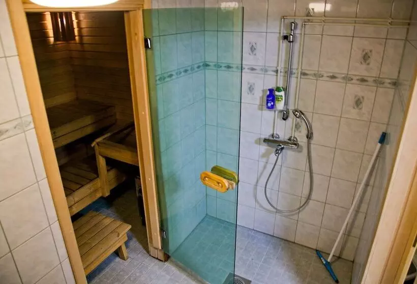 Hotelli Li Wanha Kammari