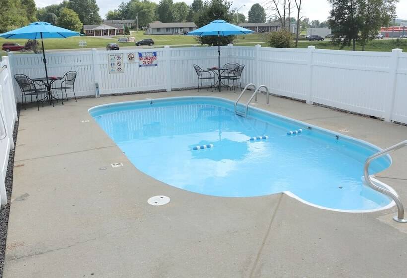 فندق Madison Inn Lodge