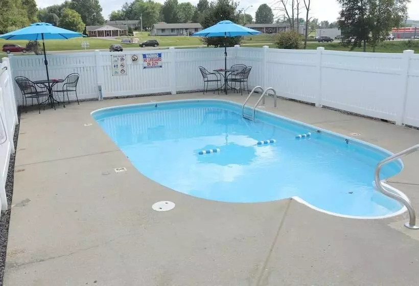 Hotelli Madison Inn Lodge