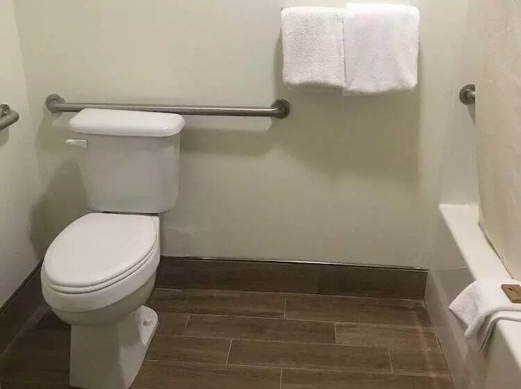 Hotelli Madison Inn Lodge