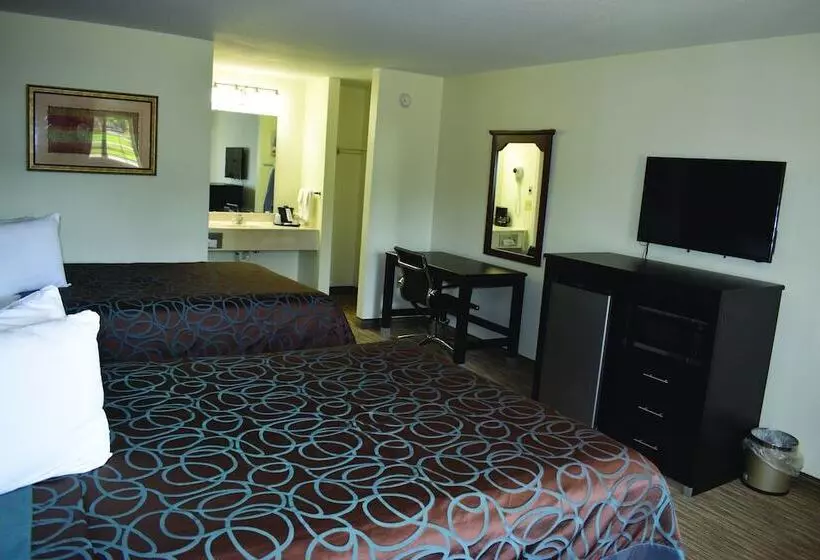 Hotelli Madison Inn Lodge