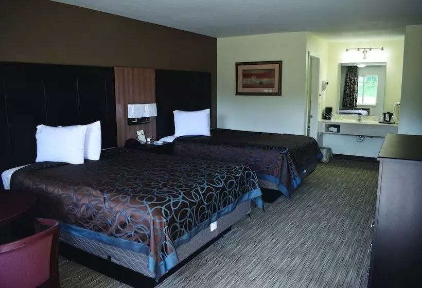 Hotelli Madison Inn Lodge