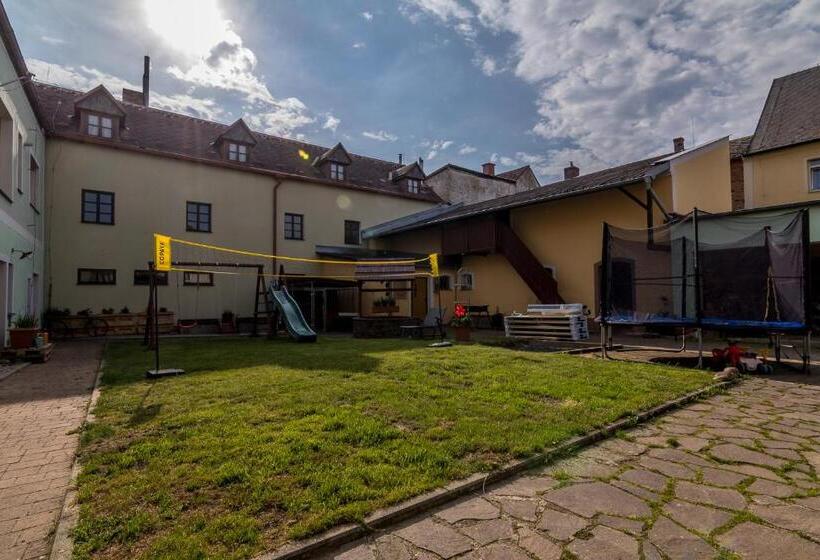 酒店 Penzion A Restaurace U Vladaře