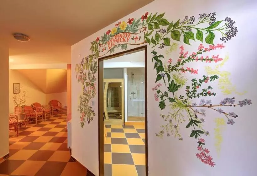 Hotelli Penzion A Restaurace U Vladaře