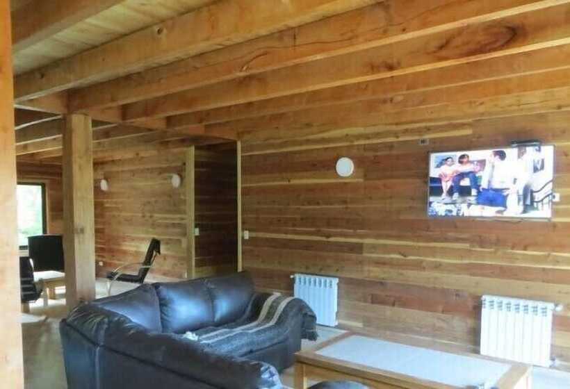 Отель Petrunauco Lodge