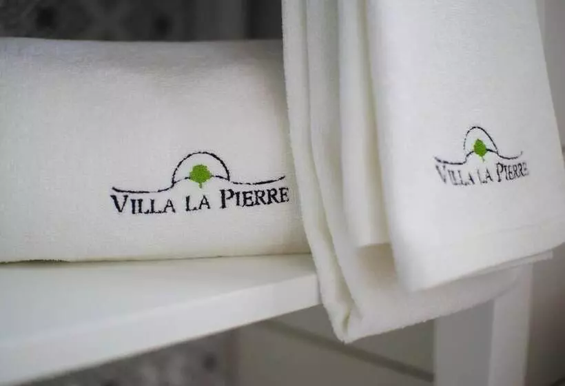 Hotelli Villa La Pierre