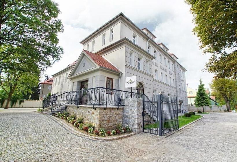 فندق Villa La Pierre