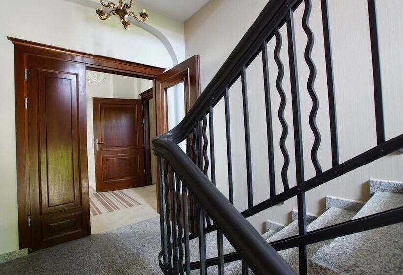 فندق Villa La Pierre